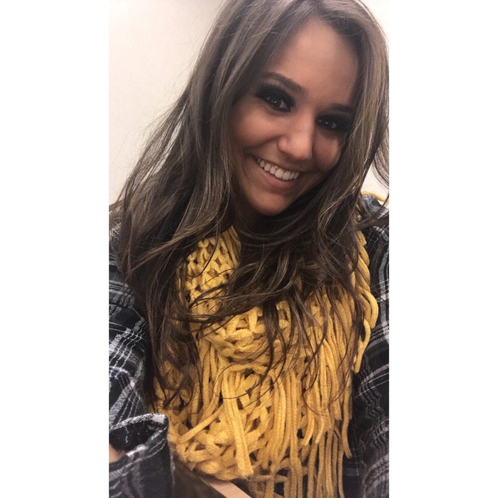 Meet your Posher, Krissy